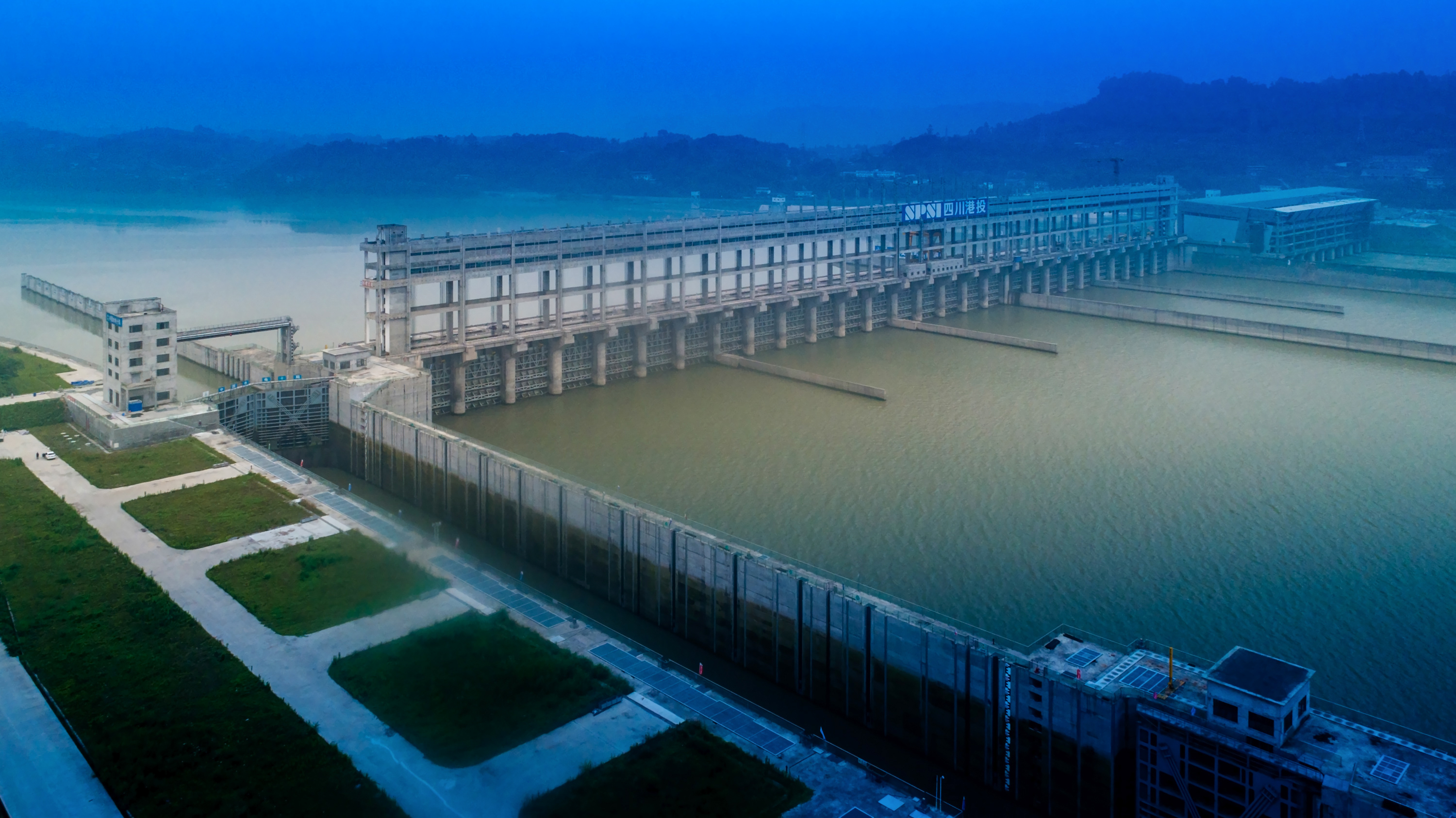 【组图】岷江港航电综合开发项目建设如火如荼