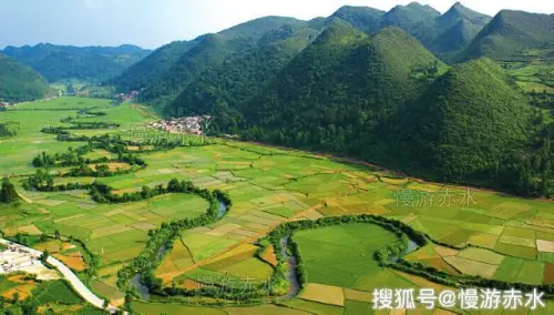 贵州的平原坝子有近2万平方公里,铜仁坝子面积最大,六盘水最小