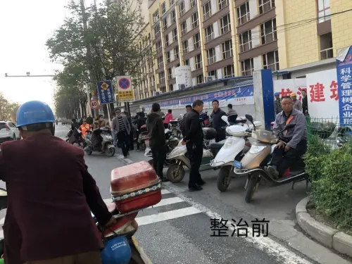 汉中交警二大队持续推进马路人集市场迁移