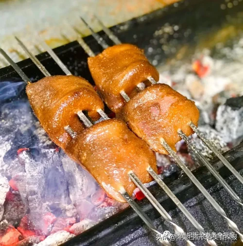 長春最神奇小館.竟有烤豬拱嘴,驢肉大串…爆好吃