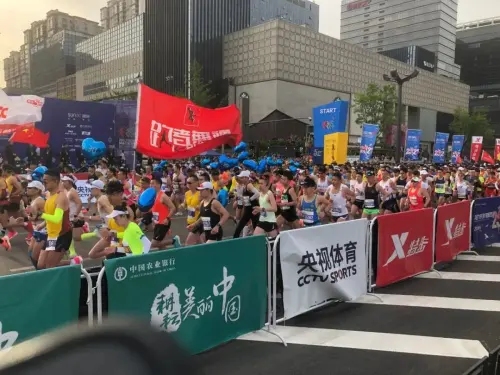 2021西馬開跑!一大波冠軍來襲!男子2時15分13秒,女子2時45分16秒