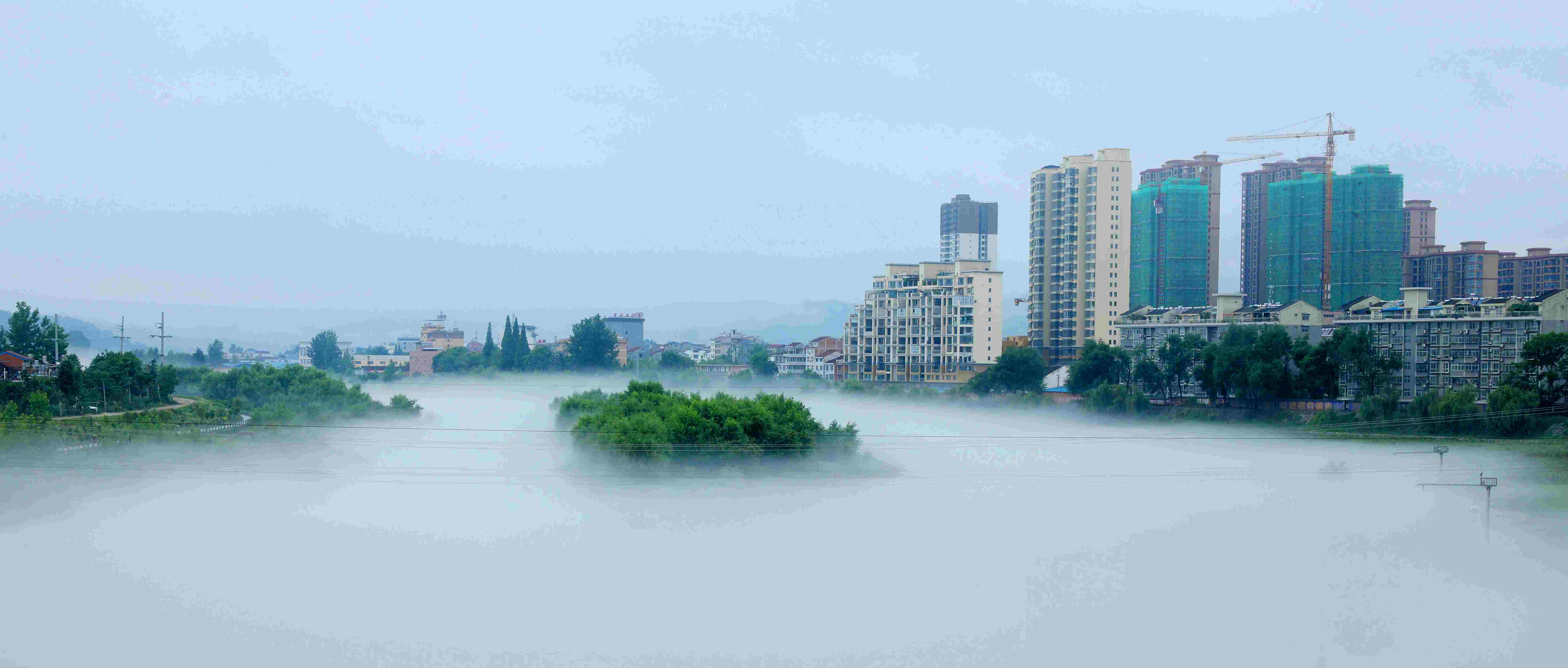 视觉中的汉中西乡,雨后牧马河雾气缭绕宛如仙境