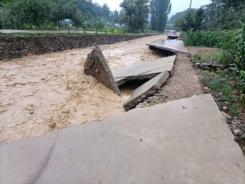 山阳高坝怪事图片