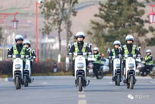 洋縣街頭一道靚麗的“警”色，女子騎行組